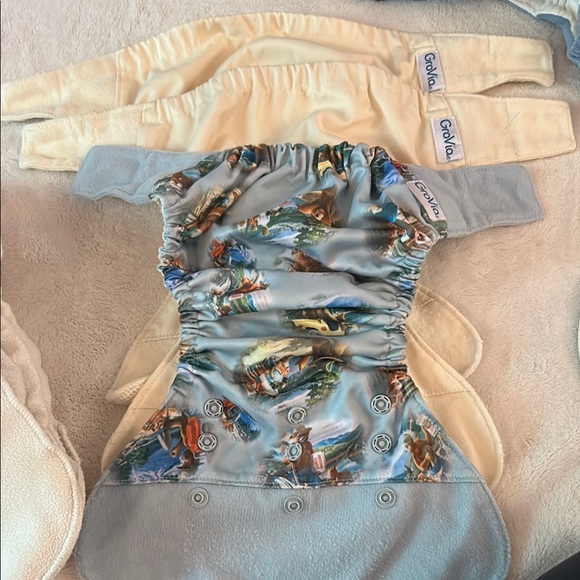 GroVia Cloth Diaper with Blue and Cream Design - Picture 1 of 2